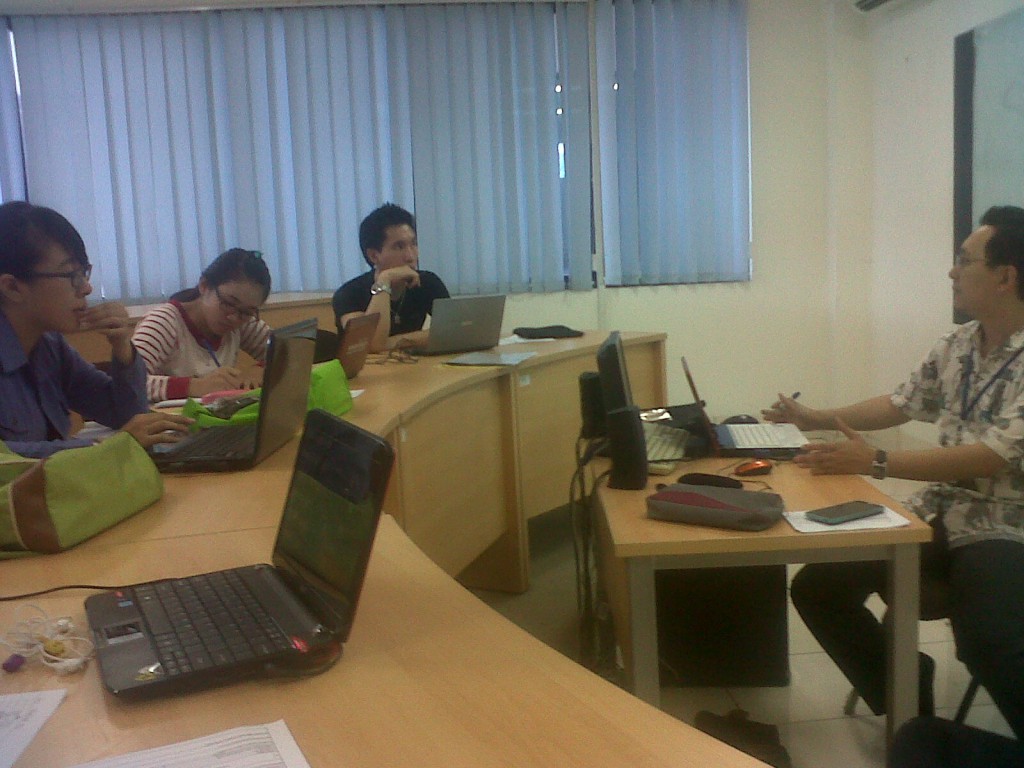 Pelatihan PLS oleh Bapak Teofilus SE,MM.