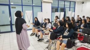 ubm, ilmu komunikasi, trial class