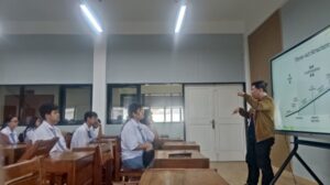 ubm, ilmu komunikasi, kegiatan pengajar