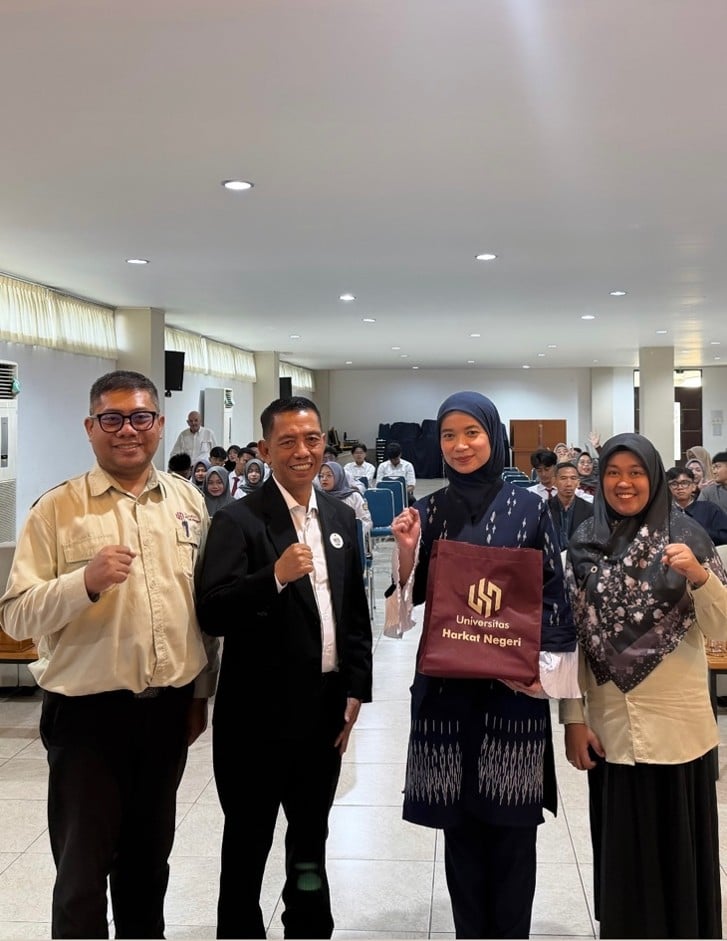 Abdimas Hospitality Entrepreneurship Bekali Mahasiswa Hadapi Dunia Industri Di Univeritas Harkat Negeri